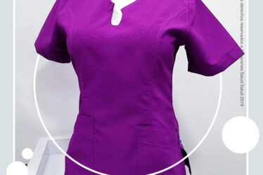 Uniforme antifluidos morado